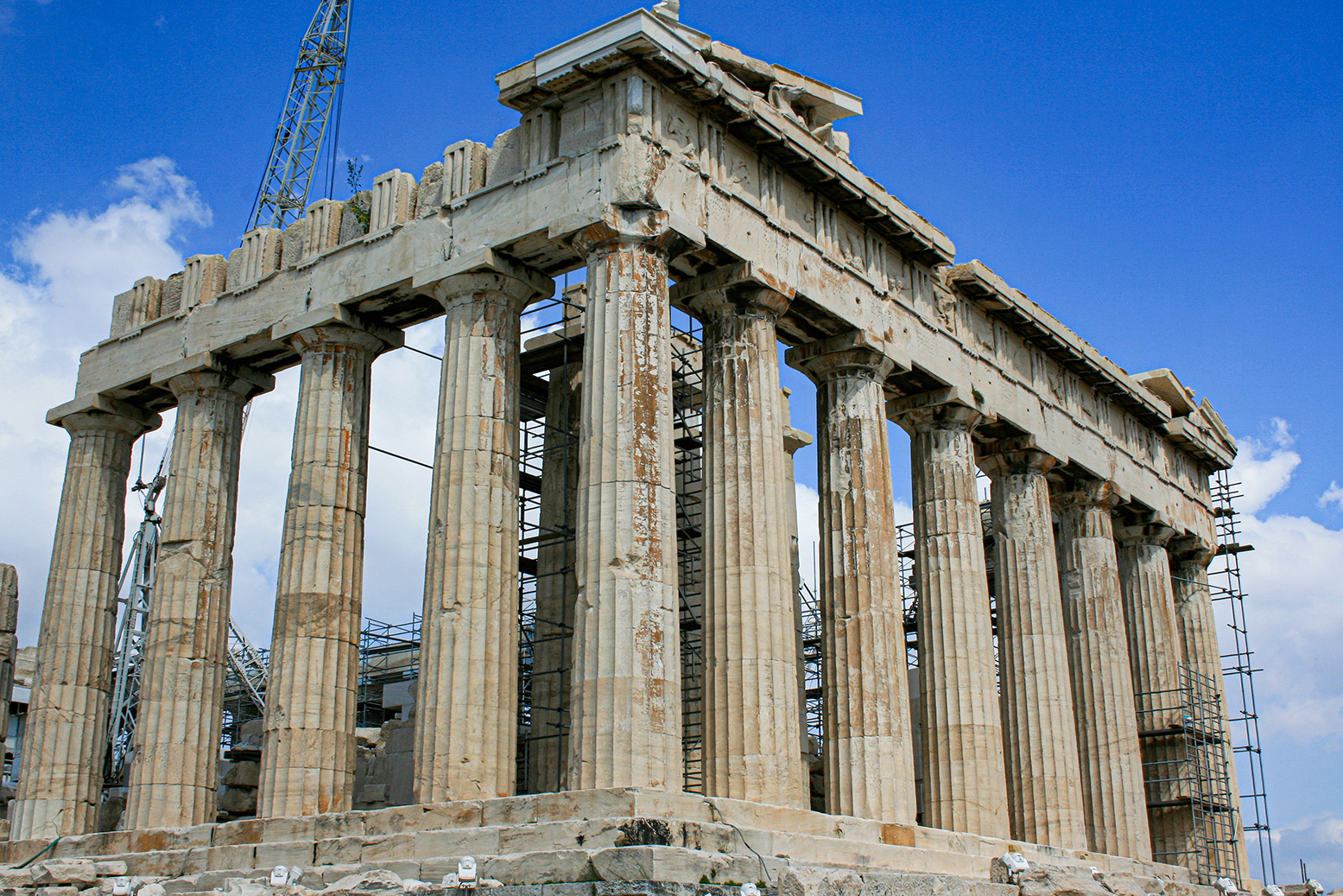 Acropolis, the Parthenon – corner detail Corner of the temple, showing fluted Doric columns in detail.
